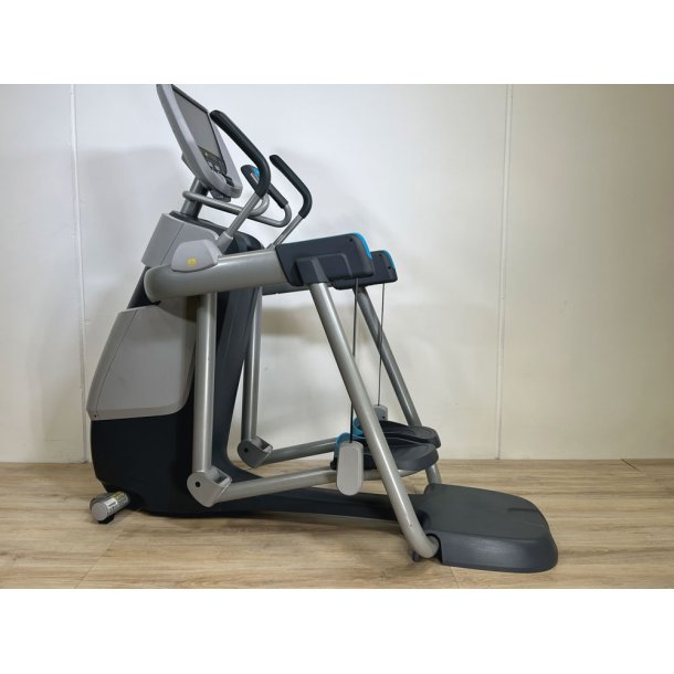 Precor AMT Open Stride P80