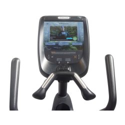 Precor P82 crosstrainer